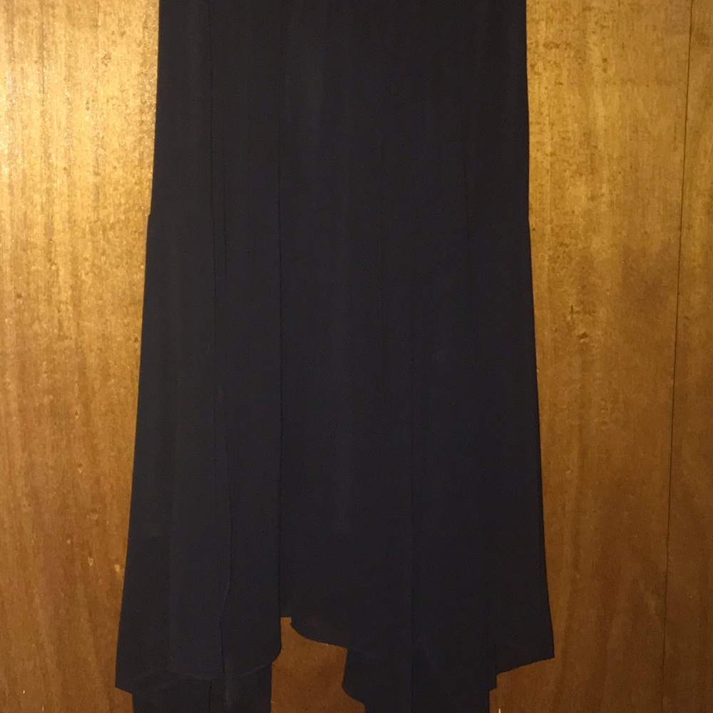 Formal dress - Picture 2 of 6